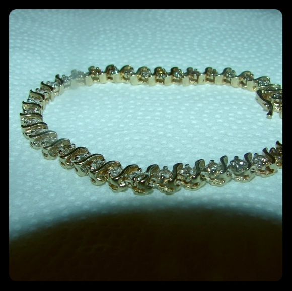 Tennis bracelet - Picture 1 of 5